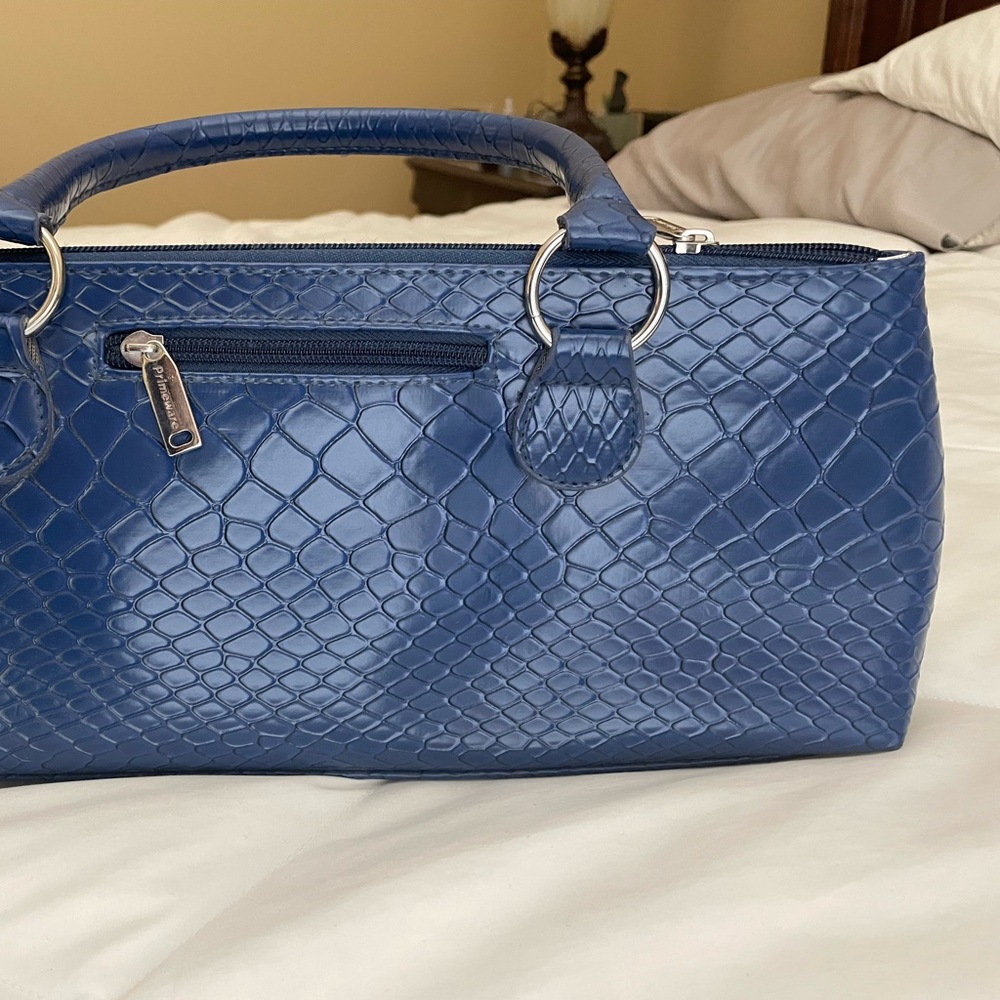 Wine clutch purse- INSULATED 👍  Blue crock design. NEW; never used